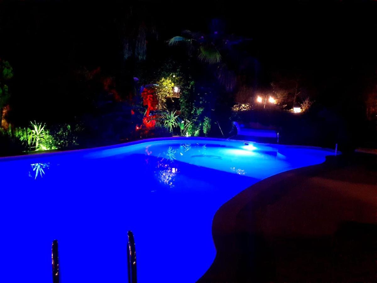 Hotel 212 Olympos Esterno foto
